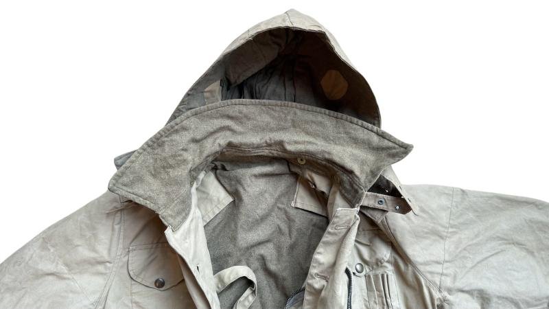 British Tank Crew Overall & Hood Sized 4 Dated 1945 - Mint Condition — image 5