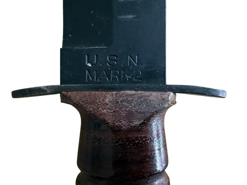 U.S. Navy MK2 Fighting Knife i.e. KA Bar 'Camillus' - Mint Condition — image 5