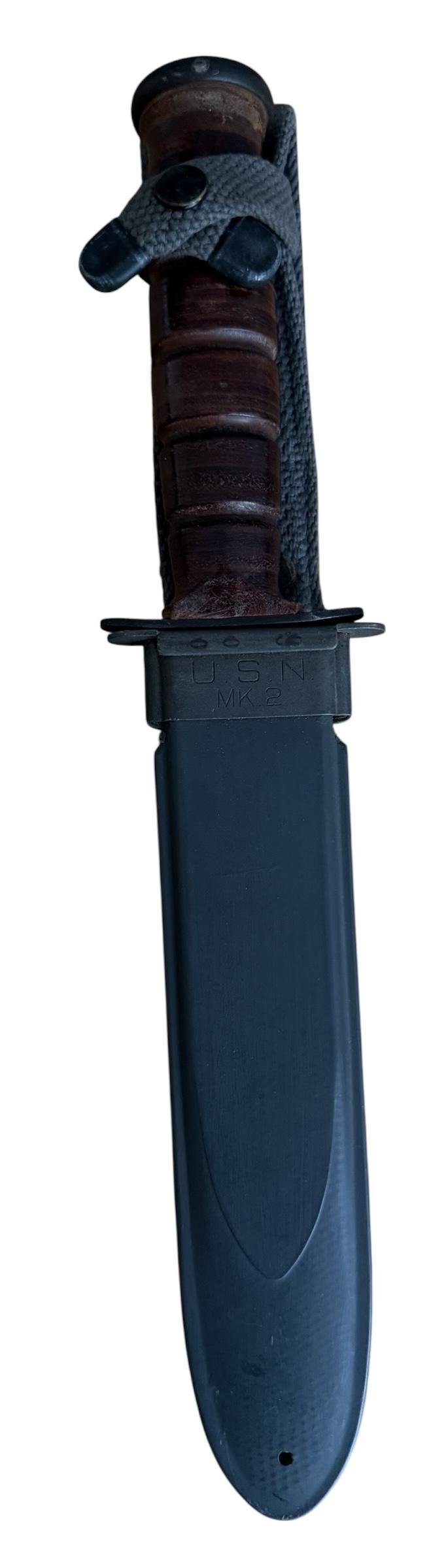 U.S. Navy MK2 Fighting Knife i.e. KA Bar 'Camillus' - Mint Condition — image 8