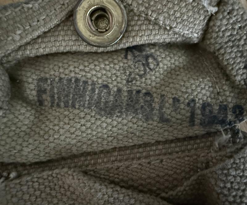 British 1937 Pattern Pistol Holster and Ammuntion Pouch - Unissued Condition — image 5