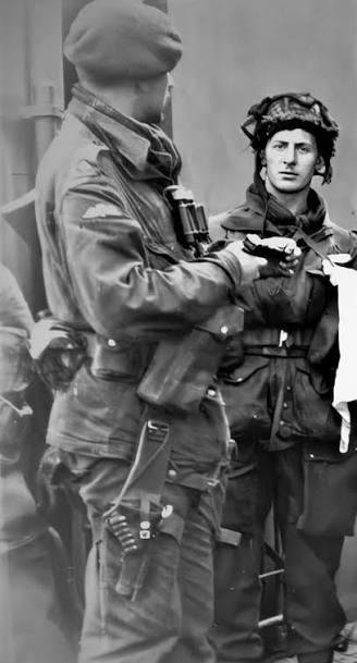 Rare BritishTank Crew Holster 1942 - Nice Used Condition — image 10