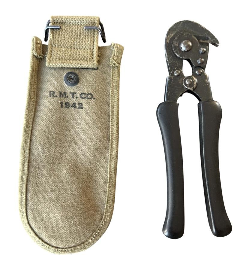 U.S. M1938 Wire Cutters And Carrier - Nice Used Condition — image 2