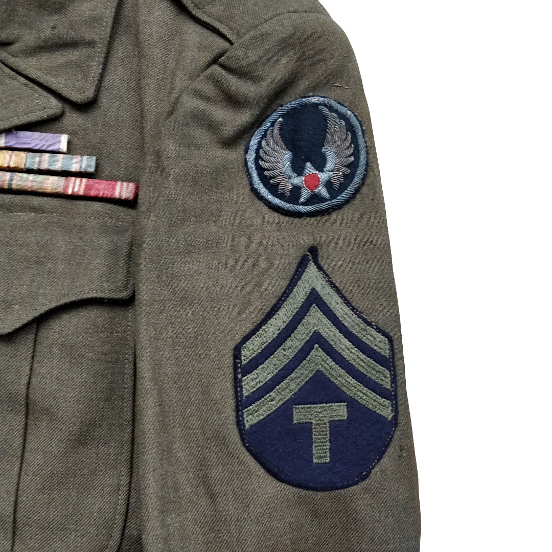 WWII US Ike Jacket Air Force Bullion Patches Named — image 5