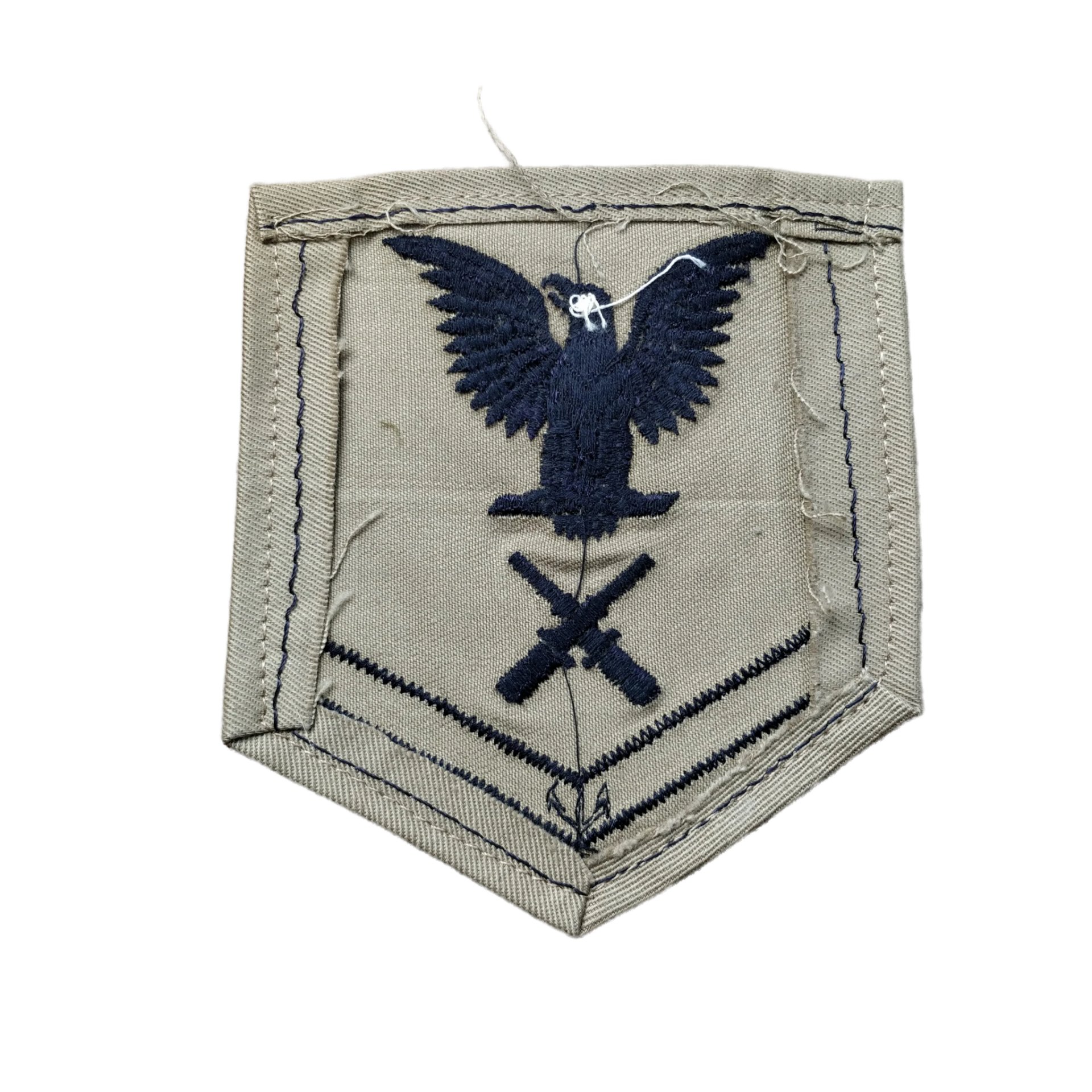 WWII US Navy Petty Officer 3rd Class Gunner's Mate Rank Patch — image 2