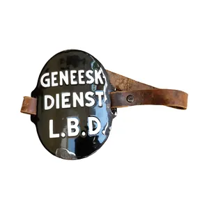 WWII Dutch LBD Armshield Geneesk. Dienst