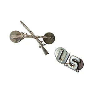 WWII US Infantry Rifle Collar Insignia Set