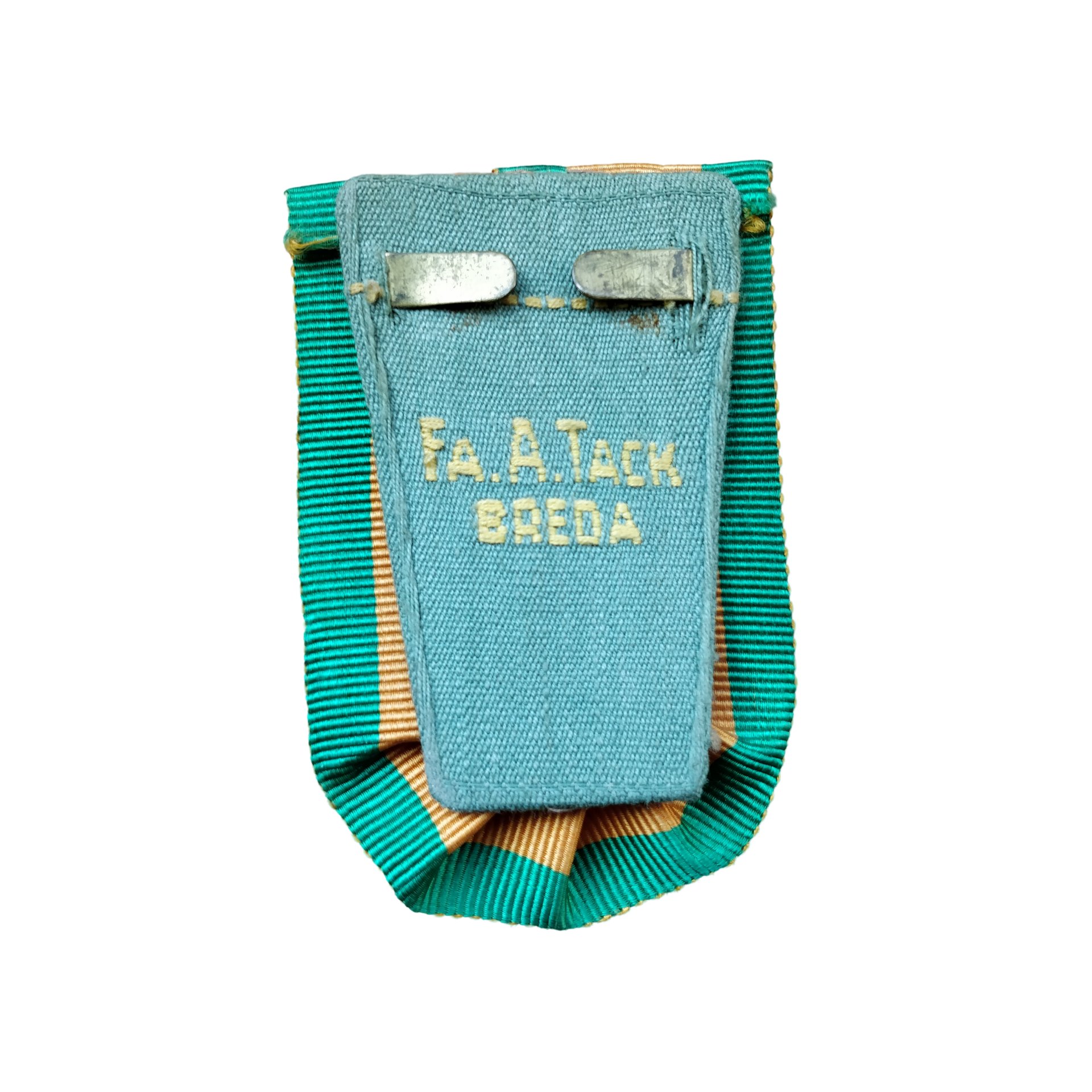 WWII Dutch Oorlogsherinneringskruis Medal — image 2