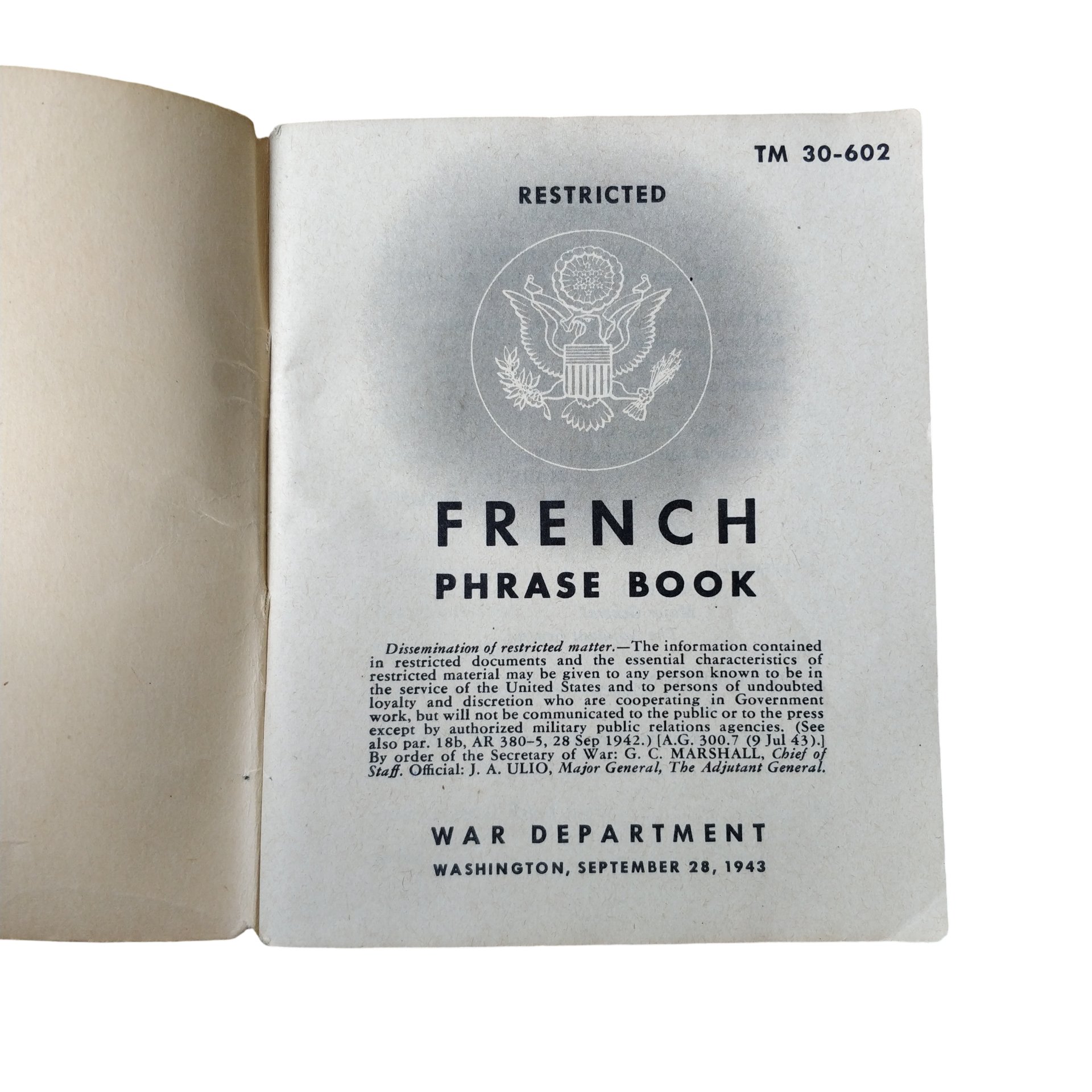 WWII US French Phrase Book — image 2