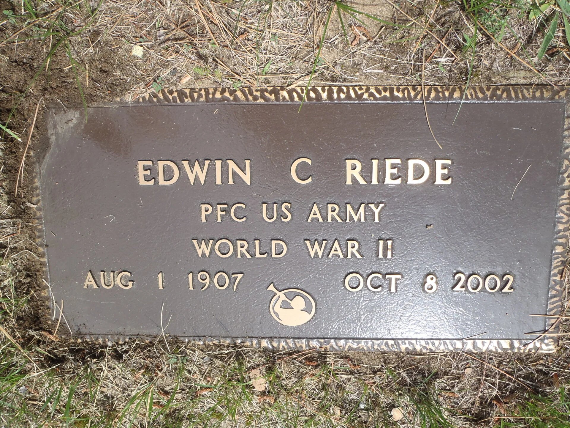 WWII US Good Conduct Medal Named Air Force — image 8