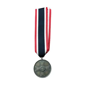 WWII German Kriegsverdienste Medal