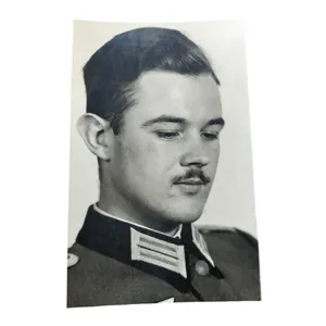 WWII German Portrait Photograph Leutnant