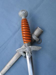 LUFTWAFFE OFFICERS DRESS DAGGER. 2ND,PATTERN.