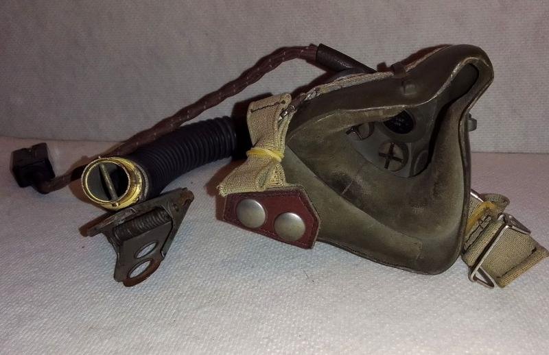 RAF H type oxygen mask 4/45 dated with oxygen tube — image 5