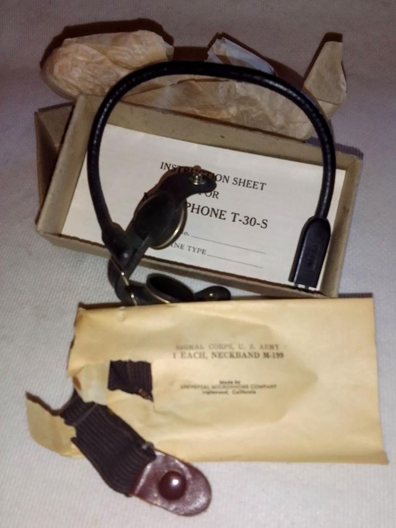 USAAF Throat mic & neck strap. Boxed — image 2