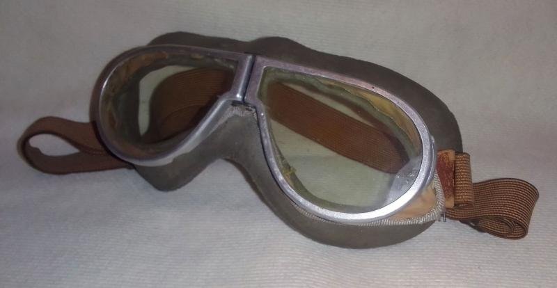 US Army M1938 Resistal Tank/Air Crew Goggles — image 6