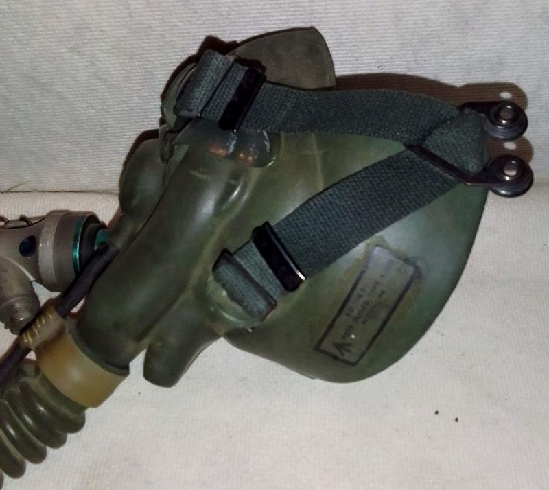 R.A.F. A-13a Oxygen Mask. (M.S.A.22001) — image 2