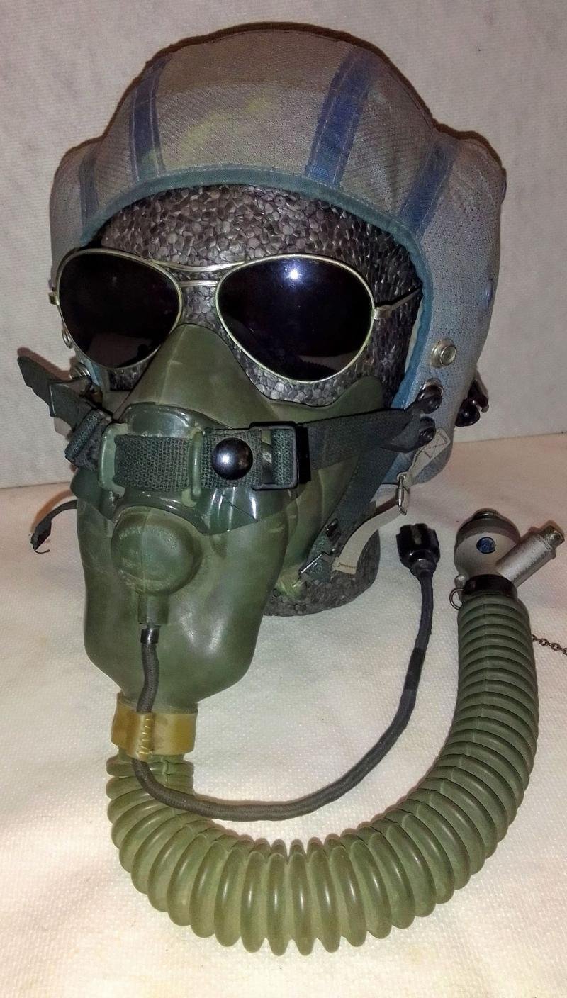 R.A.F. A-13a Oxygen Mask. (M.S.A.22001) — image 9