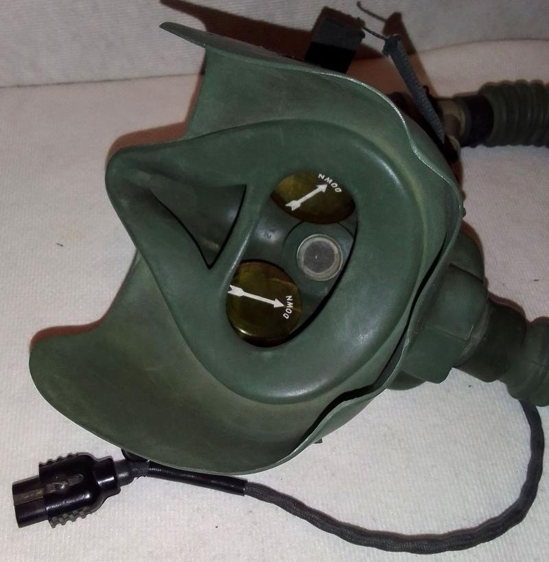 A13-a MSA oxygen Mask. — image 4