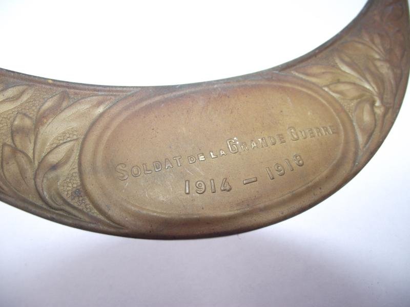 French WW1 Veteran Souvenir Adrian Helmet Brow Plate. — image 2