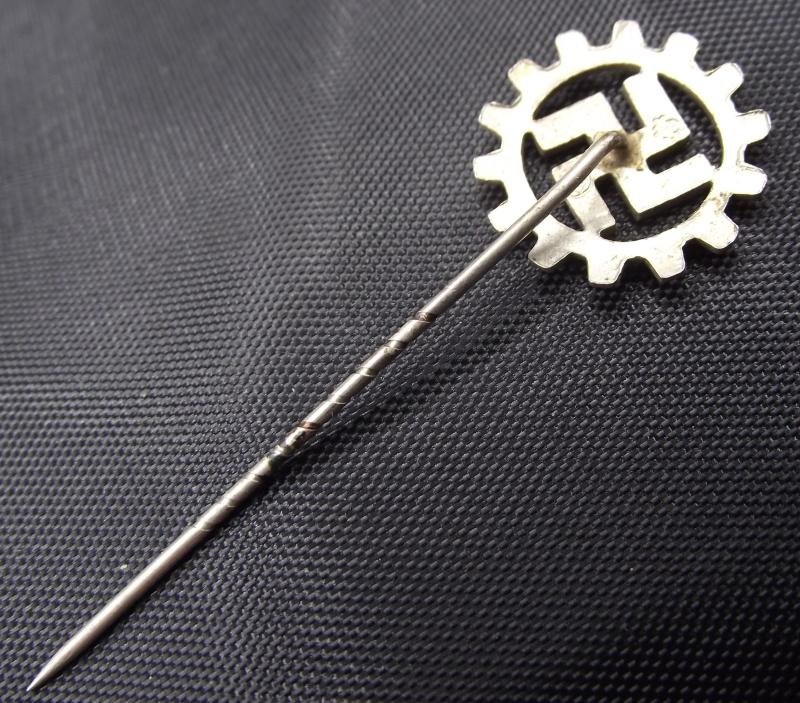 WW2 German Stick Pin. D.A.F. Membership. — image 6