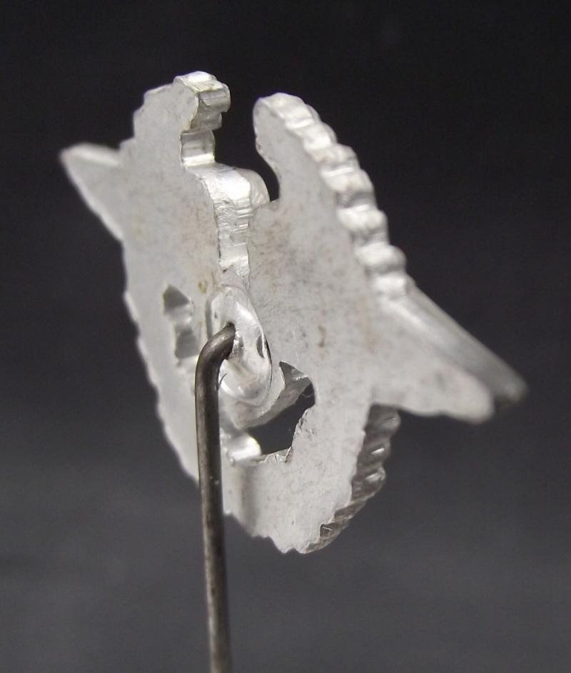 WW2 German Stick Pin. Luftwaffe Female Flak Helper. — image 3