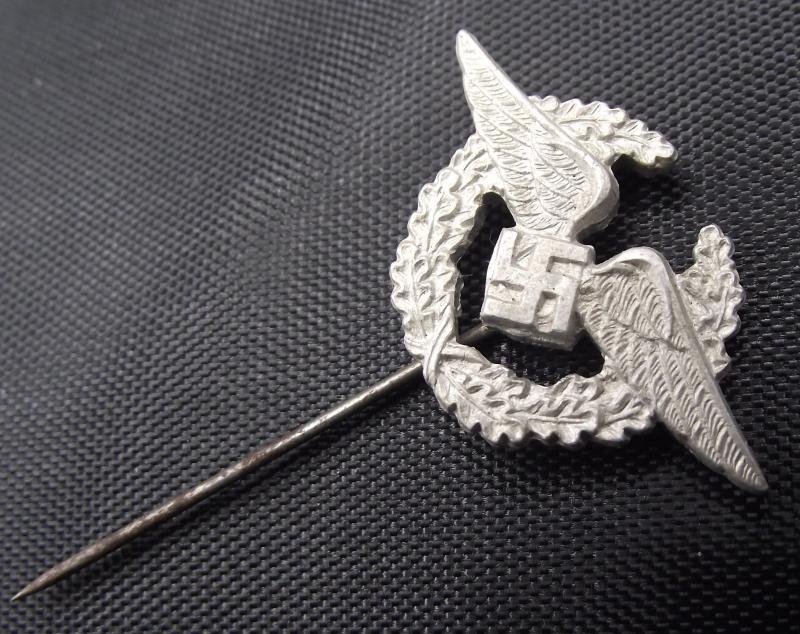 WW2 German Stick Pin. Luftwaffe Female Flak Helper. — image 4