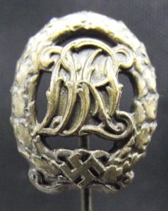WW2 German Stick Pin. D.R.L. Sports Award. Bronze.