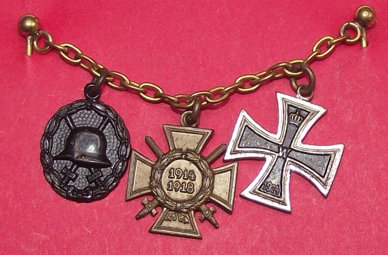 Imperial German Three Place Miniature Medal Chain. — image 6