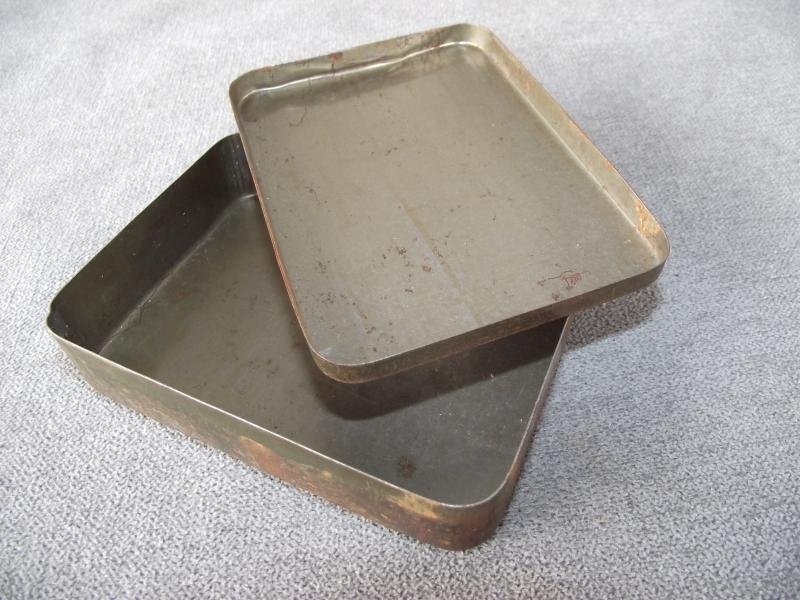 British 1943 Dated Boiled Sweets, Salt and Matches Tin. — image 4