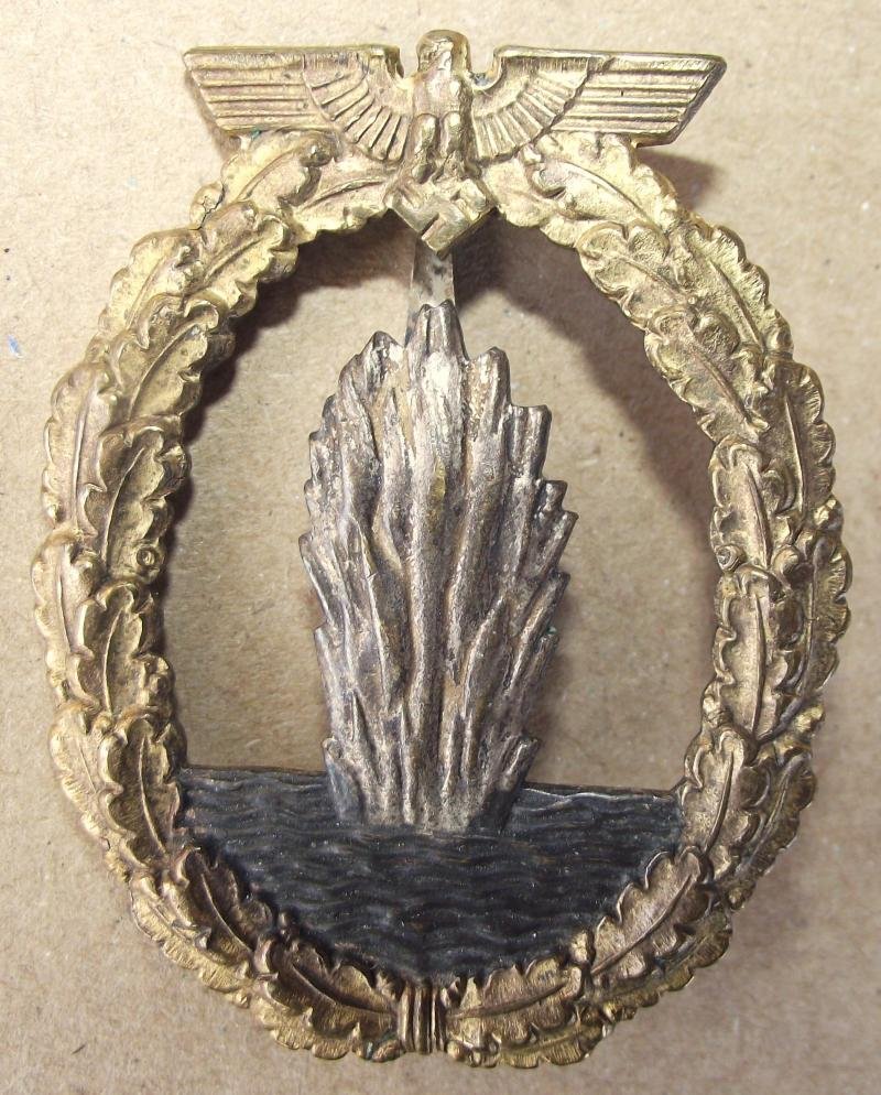 Unmarked Kriegsmarine Minesweepers Badge. C.E.Juncker, Variation 1. — image 7
