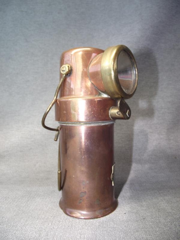 British Army WW2 Safety Lamp. Barnsey Type. — image 3