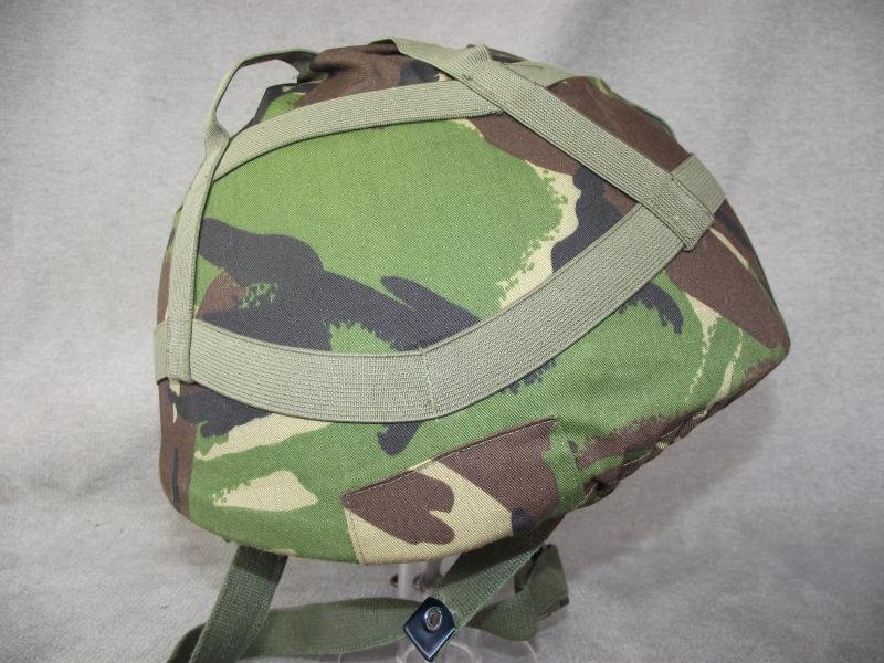 British Parachutist's Lightweight Helmet. — image 5