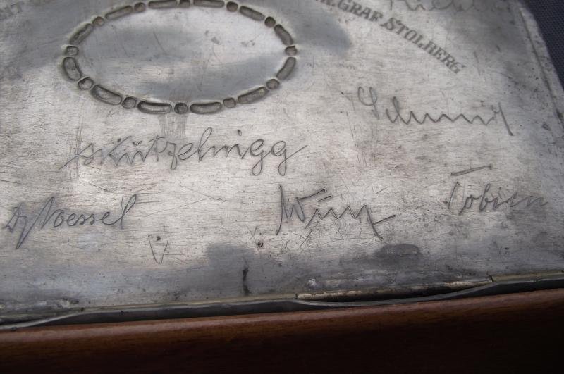 PRICE REDUCED. Imperial German, 18th Century, Presentation Cigar Case. Offizier Korps des I/JR Graf Strolberg. — image 8