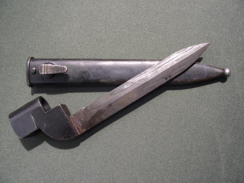 South African No9 Type Bayonet. — image 2