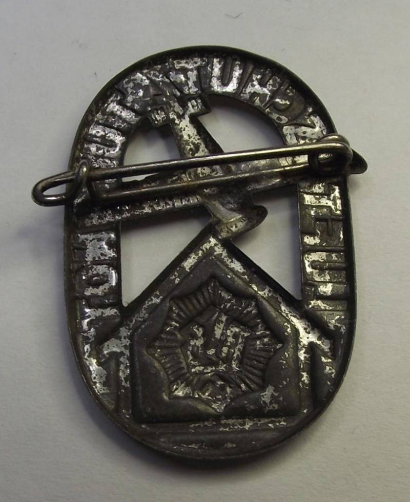 RLB Event Badge/Tinnie. Luftschutze Tut Not. — image 3