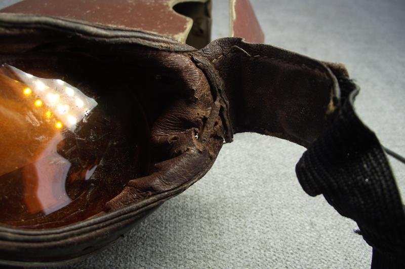 Boxed WW2 British Army MT Goggles. — image 6