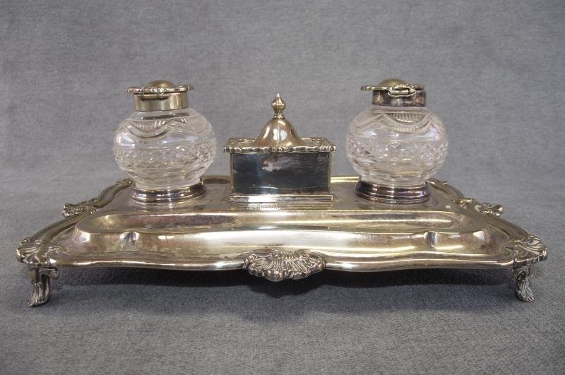 1918 Presentation Inkwell Desk Set. 2nd Liet H.G.Jordan, 1st Vol.Bt. Hampshire Regt. — image 3