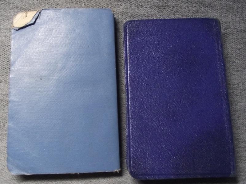 Two British Military WW2 New Testament Bibles. — image 2