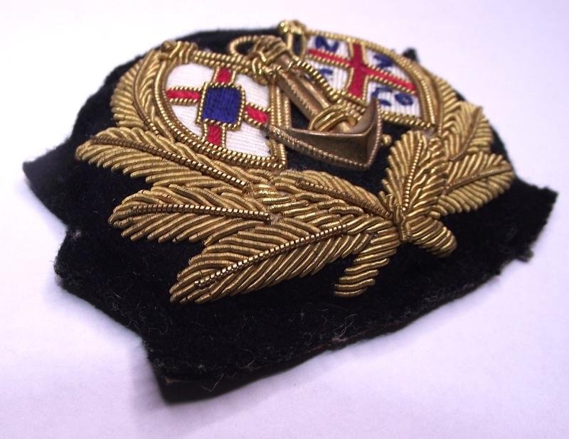 New Zealand Shipping Company Cloth Cap Badge. — image 2