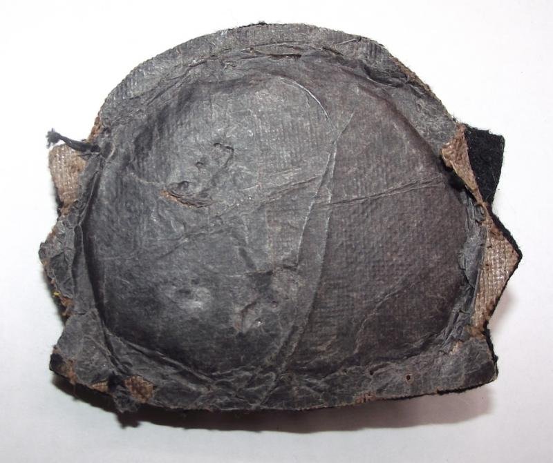 New Zealand Shipping Company Cloth Cap Badge. — image 4