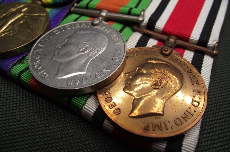 WW1/WW2 British Medal Group. Welsh Regiment. — image 3