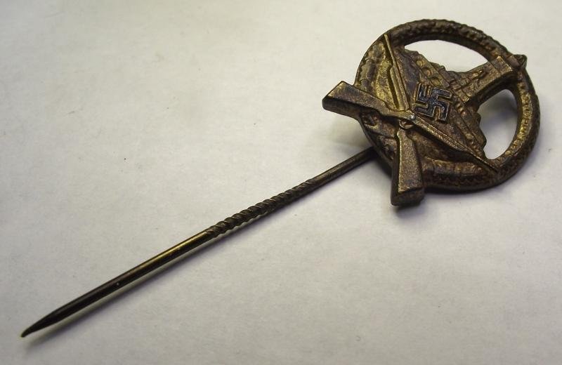 WW2 German Stick Pin. Kyfhausserbund Gold Grade Shooting Award. — image 4