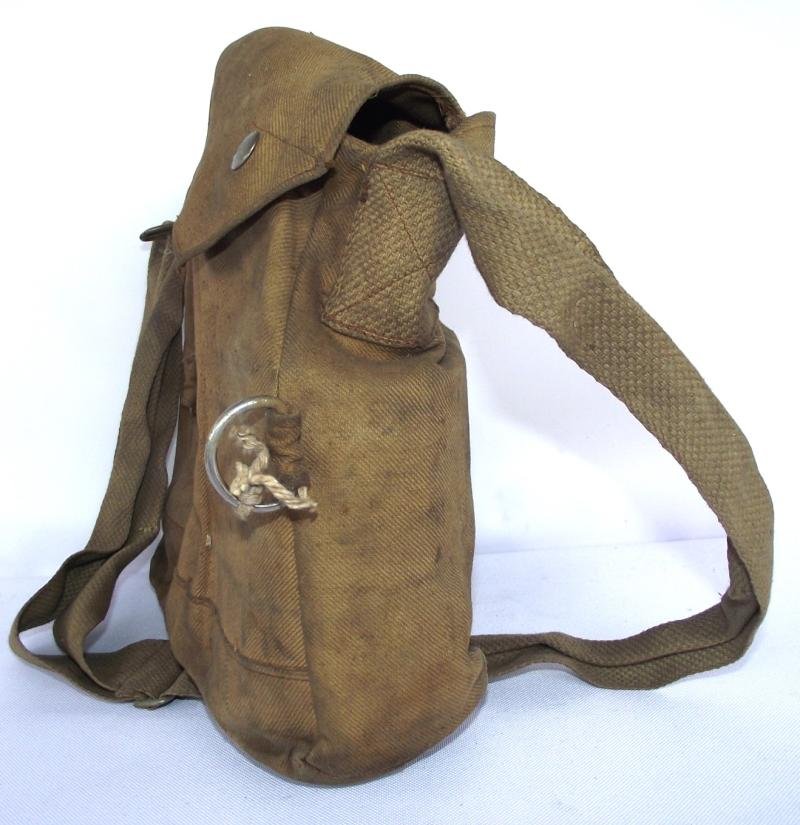 1940 Dated British Respirator Carry Bag. — image 4