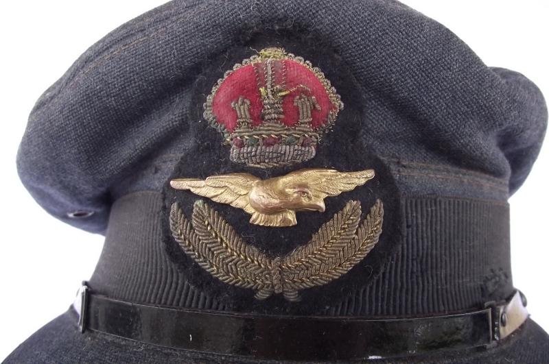 WW2 Canadian RAF Officers Visor Cap. — image 4