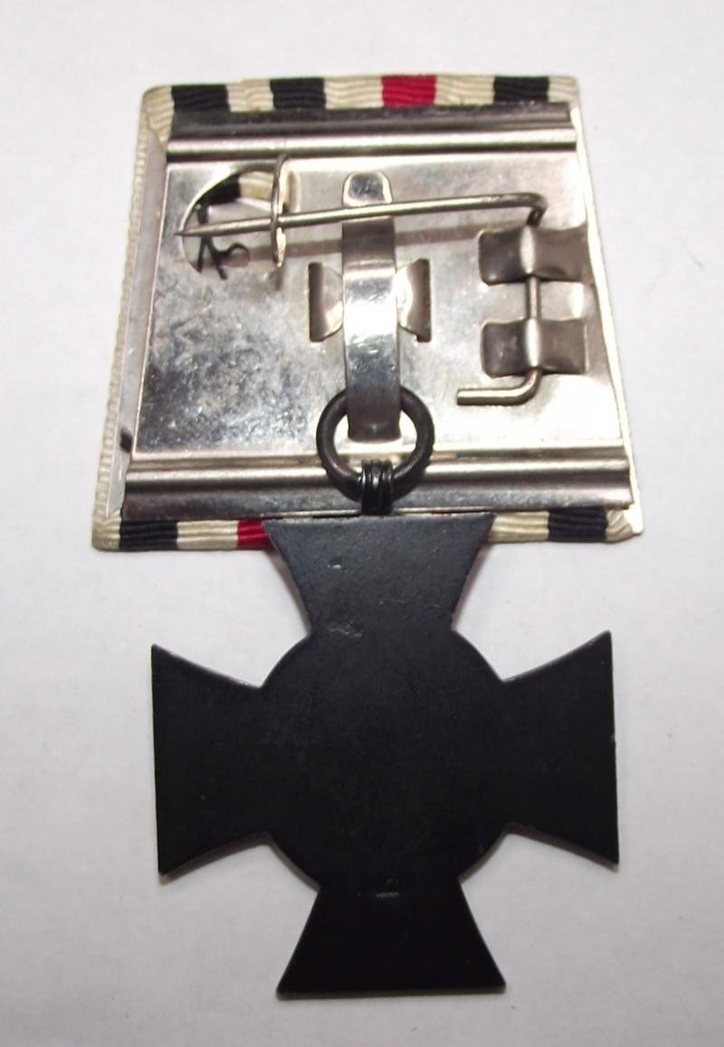 German WW1 Court Mounted Hindenburg Honour Cross. Next of Kin. — image 3