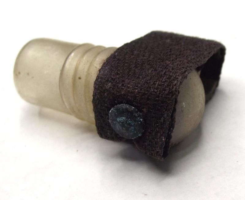 Rare WW2 Allied Military Homeing Pigeon Message Carry Tube. — image 3