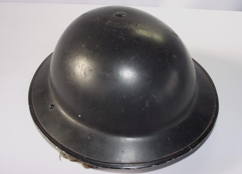 British Numbered Black Homefront MKII Steel Helmet. 1939 Dated. — image 4
