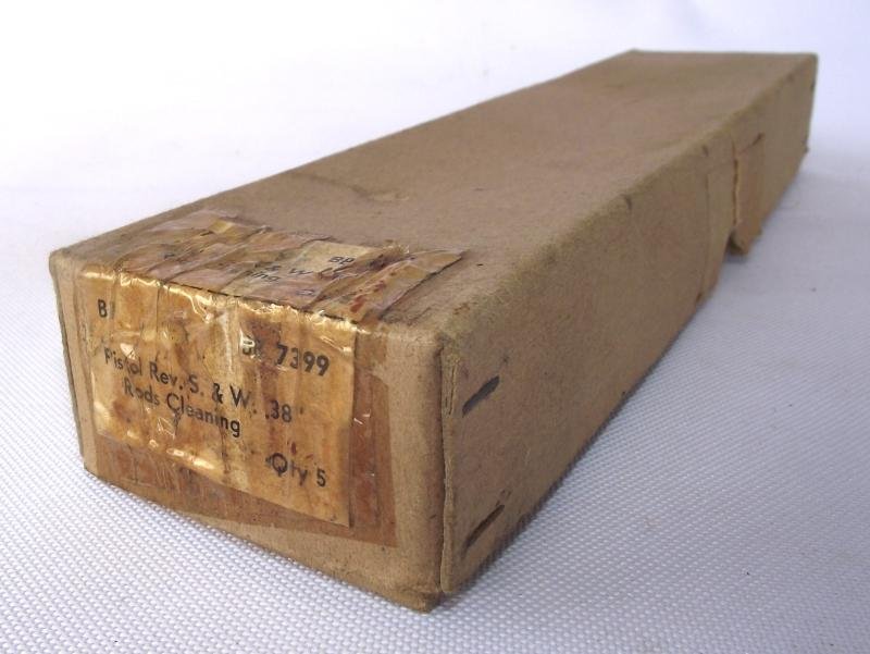 WW2 Smith and Wesson Cleaning Rods, Boxed. — image 3