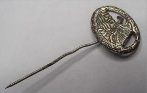 WW2 German Stick Pin. DLRG Award.