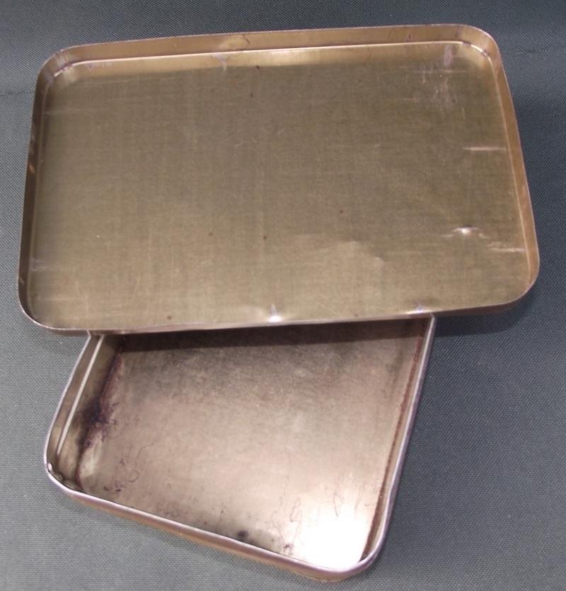 1944 Dated Chocolate & Boiled Sweets Ration Tin. — image 4